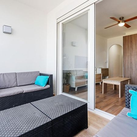 Welcs Apartamento 085 Emp Frente Al Mar 艾姆布里亚布拉瓦 外观 照片
